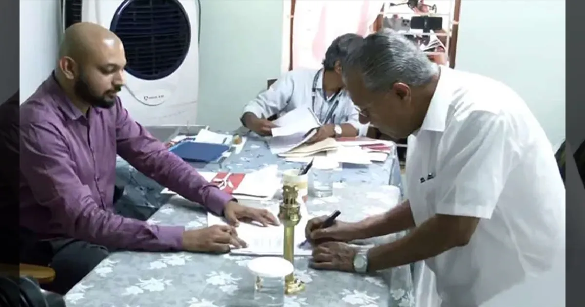 கேரள தேர்தல் 2026: தர்மடம் தொகுதியில் முதலமைச்சர் பினராயி விஜயன் வேட்புமனு தாக்கல்!