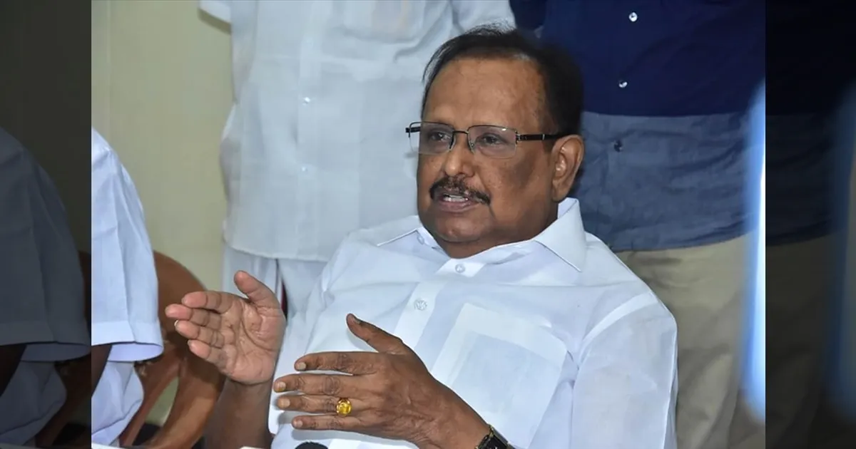 எலும்பை உடைப்பேன்னு சொன்னது குற்றம் ஆகாது..! அவர் மட்டும்.? முன்னாள் அமைச்சர் ரகுபதி ஆவேசம்.!!