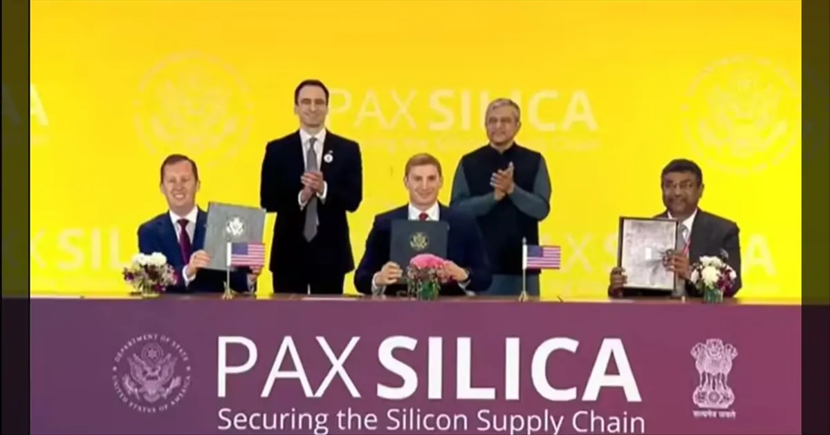 பாக்ஸ் சிலிகா கூட்டமைப்பில் இணைந்தாச்சு!! பொருளாதார பாதுகாப்பு உறுதி! இந்தியா - அமெரிக்கா பிரதிநிதிகள் கையெழுத்து!