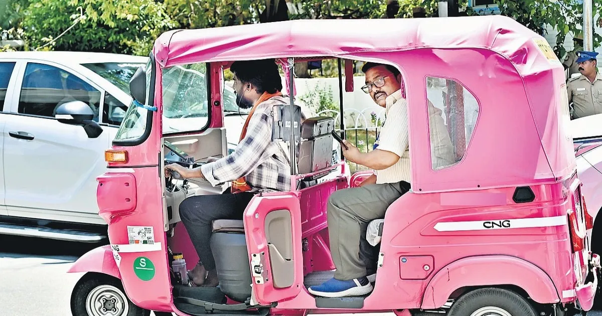 #BREAKING பிங்க் ஆட்டோ... தமிழக அரசு பிறப்பித்த அதிரடி உத்தரவு