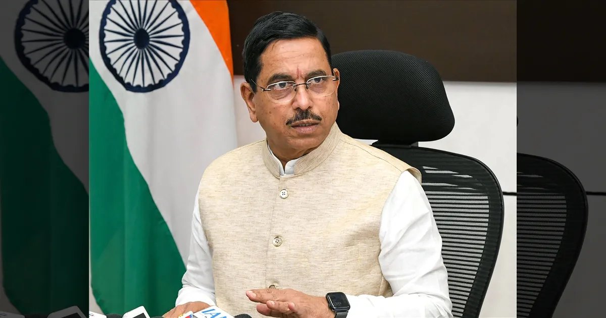 புதிய கல்வி அமைச்சராக பிரகலாத் ஜோஷி கூறிய முக்கிய தகவல்! கல்வித்துறையில் அடுத்த கட்ட நடவடிக்கை!