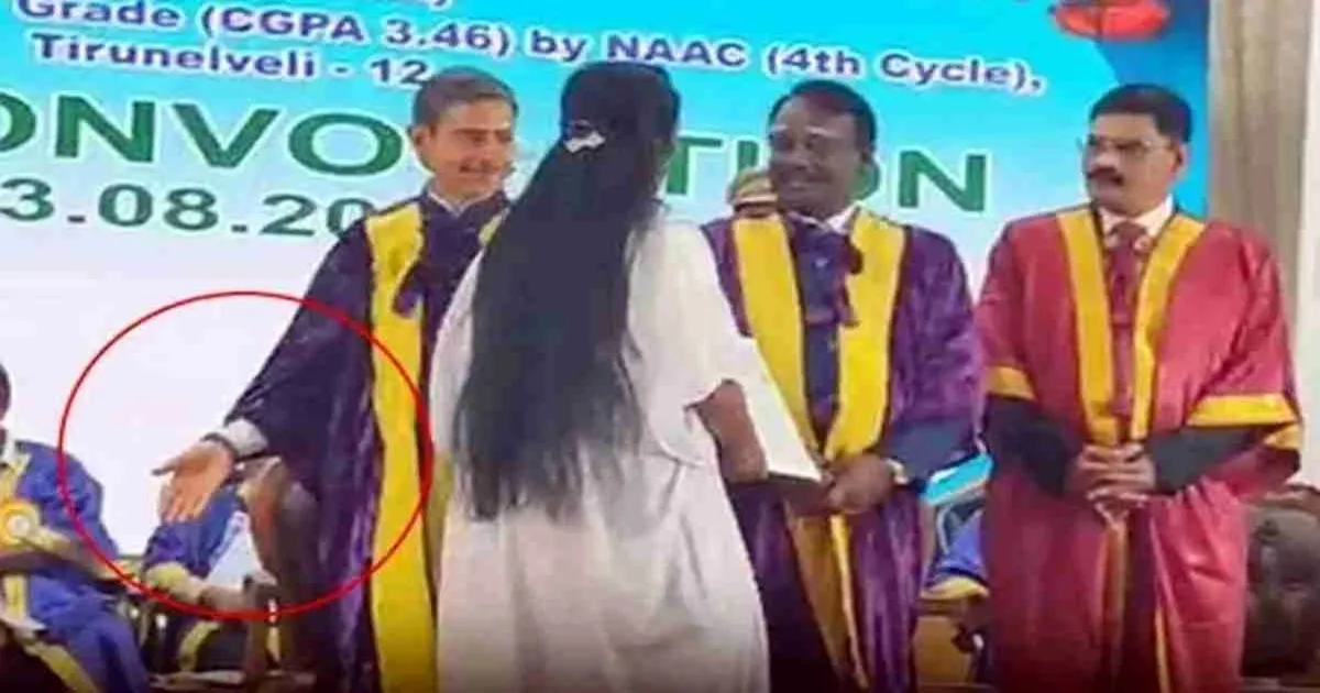 “ஒருமுறை அவமானப்பட்டதே போதும்...” - ஆளுநர் ஆர்.என்.ரவி மாணவர்களுக்கு பட்டமளிப்பதில் அதிரடி மாற்றம்...!