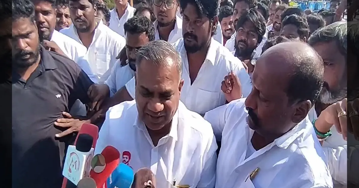 திமுகவின் தாக்குதல் வன்மையாக கண்டிக்கத்தக்கது: சேலத்தில் புஸ்ஸி ஆனந்த் ஆவேசம்!