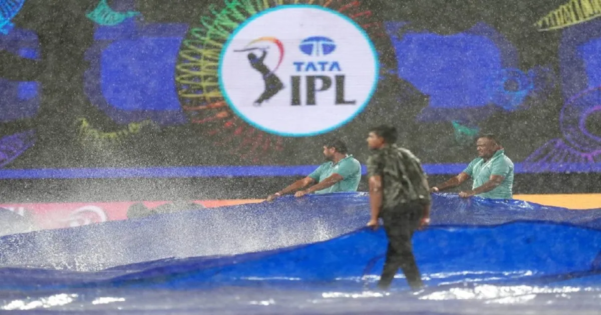 மழையால் தப்பித்த DC... ஏமாற்றத்தில் SRH; இரு அணிகளுக்கும் தலா ஒரு புள்ளி!! 