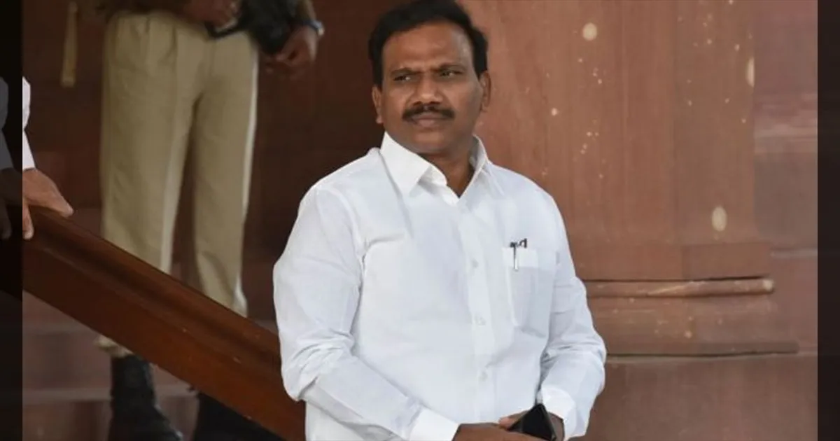  திமுக எம்பி ஆ.ராசா வெளியிட்ட சர்ச்சை பதிவு. பெரம்பலூரில் திமுக எம்பி ஆ.ராசா அலுவலகத்தை முற்றுகை!
