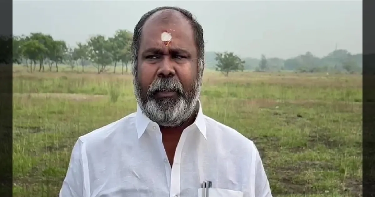 இளவரசர் வரும் வரை வாடிவாசல் திறக்கக் கூடாதா? உதயநிதியை சீண்டிய ஆர்.பி. உதயகுமார்!