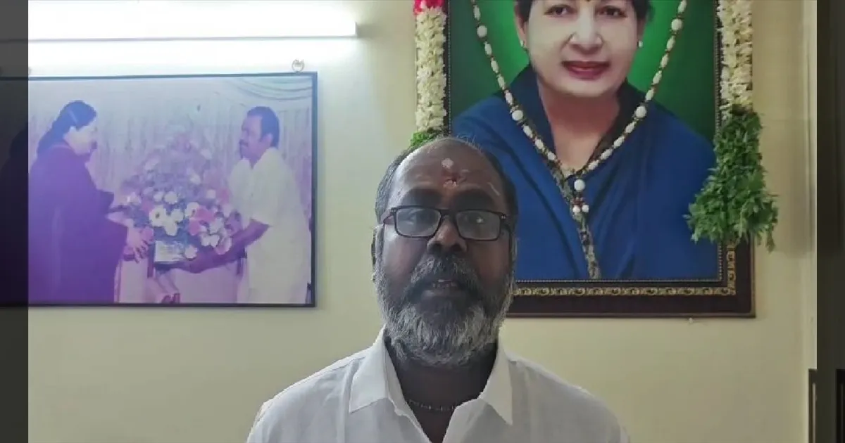 மதுரையில் ரோட்டையும், மேயரையும் முதல்வர் கண்டுபிடிக்கணும்! - ஆர்.பி.உதயகுமார் கோரிக்கை!