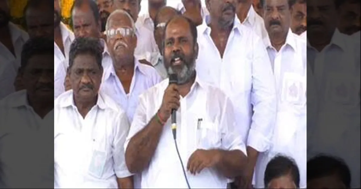“ஓடுகாலிகளால் ஒருபோதும் அதிமுக அழியாது...” - இடைத்தேர்தலில் தவெகவுக்கு காத்திருக்கும் ஆபத்து... ஆர்.பி.உதயகுமார் ஆவேசம்...!