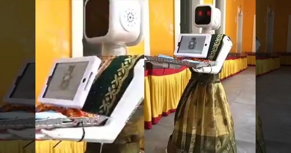 புதுச்சேரி தேர்தலின் கதாநாயகி ரோபோ நிலா!! வாக்காளர்களுக்கு பூ கொடுத்து வரவேற்பு!