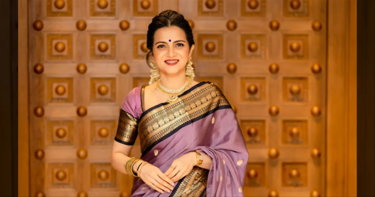 cinema-dd-dhivyadharshini-saree-photoshoot-tamilcinema