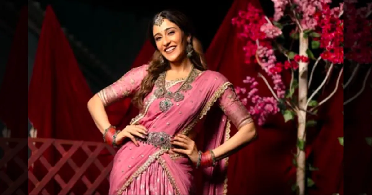cinema-regena-cassandrra-half-saree-photos-tamilcinema