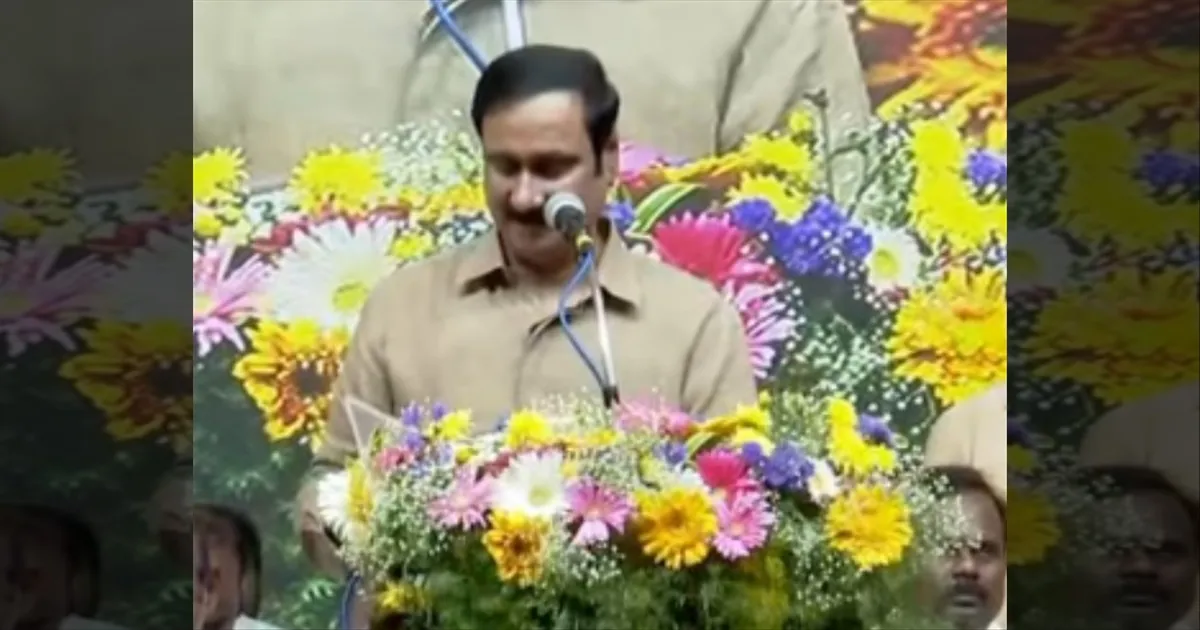 #BREAKING: அப்பா என்னை மன்னிச்சிடுங்க! பொது மேடையில் பகிரங்க மன்னிப்பு கேட்ட அன்புமணி!!