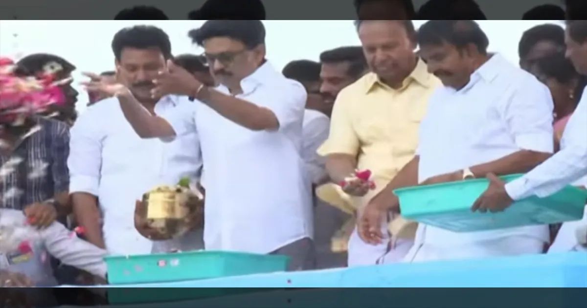 டெல்டா விவசாயிகள் ஹேப்பி! முதல்முறையாக கல்லணையில் தண்ணீரை திறந்து வைத்த முதல்வர்..!
