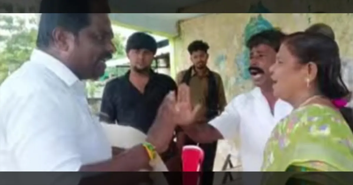 SIR பணியின் போது தகராறு... திமுக -அதிமுகவினரிடையே கைகலப்பு...!