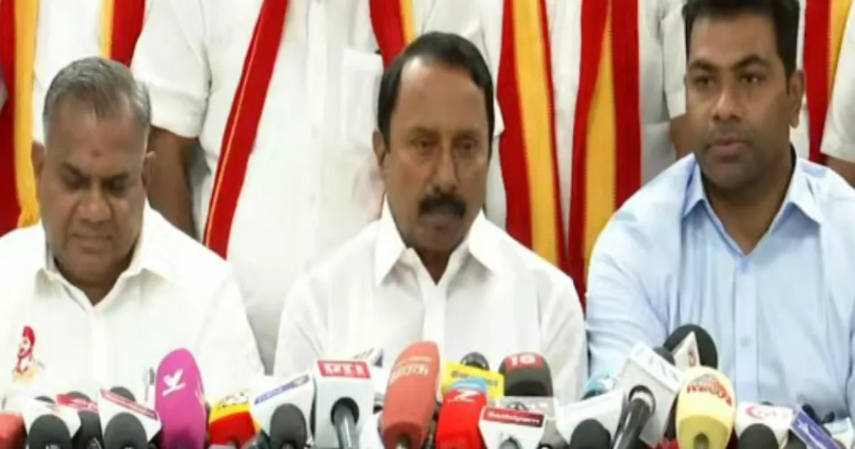 #BREAKING: தவெகவில் ஏன் இணைந்தேன்... உண்மையைப் போட்டு உடைத்து செங்கோட்டையன்...!