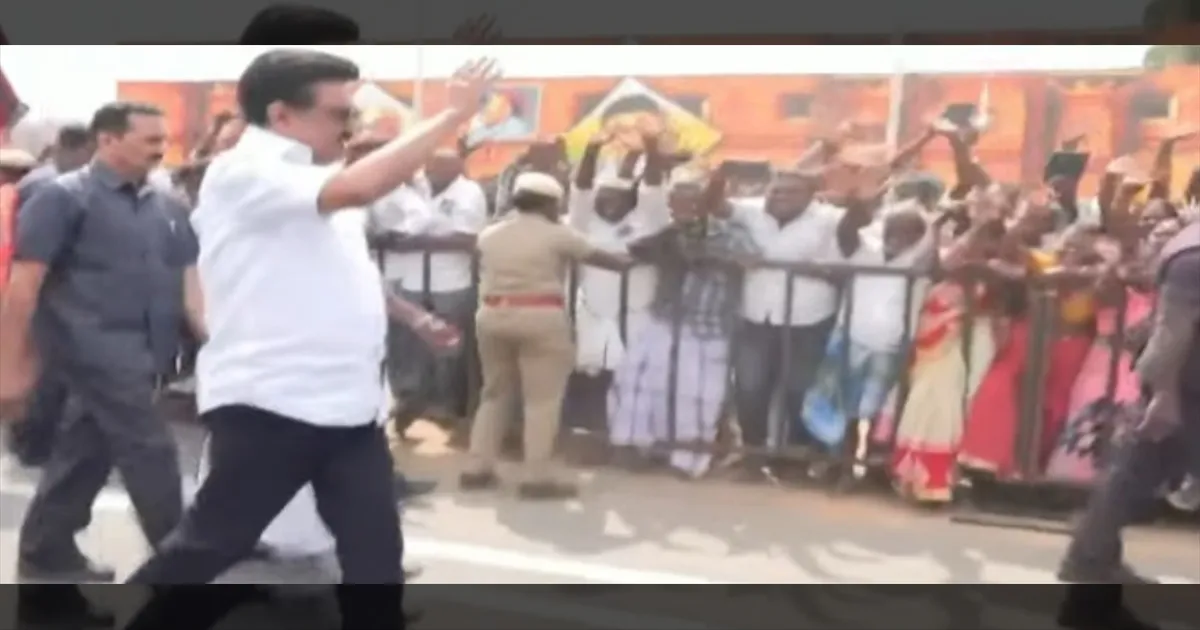 கள்ளக்குறிச்சியில் முதல்வருக்கு உற்சாக வரவேற்பு... கலைஞர் கருணாநிதி சிலையை திறந்து வைத்த முதல்வர் ஸ்டாலின்...! 