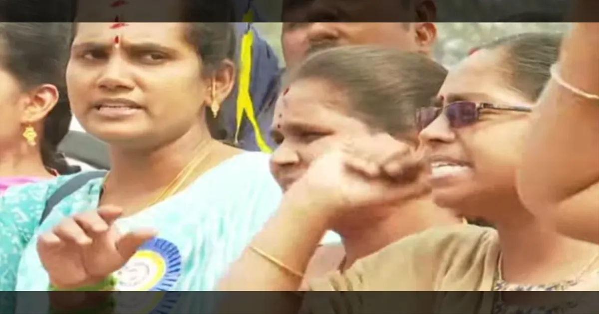 சம வேலைக்கு சம ஊதியம்... இடைநிலை ஆசிரியர்கள் பேச்சுவார்த்தைக்கு அழைப்பு... போராட்டம் தொடரும் என திட்டவட்டம்...!