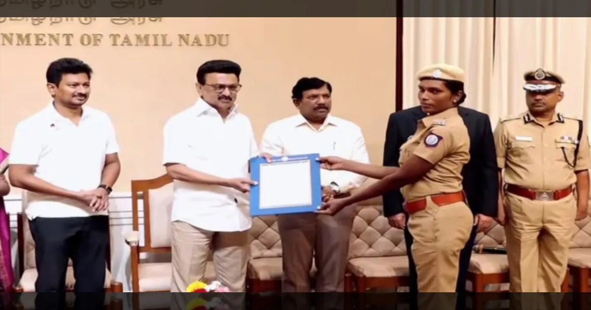 ஊர்க்காவல் படையில் திருநங்கையர்கள்... பணி நியமன ஆணைகளை வழங்கிய முதல்வர் ஸ்டாலின்..!