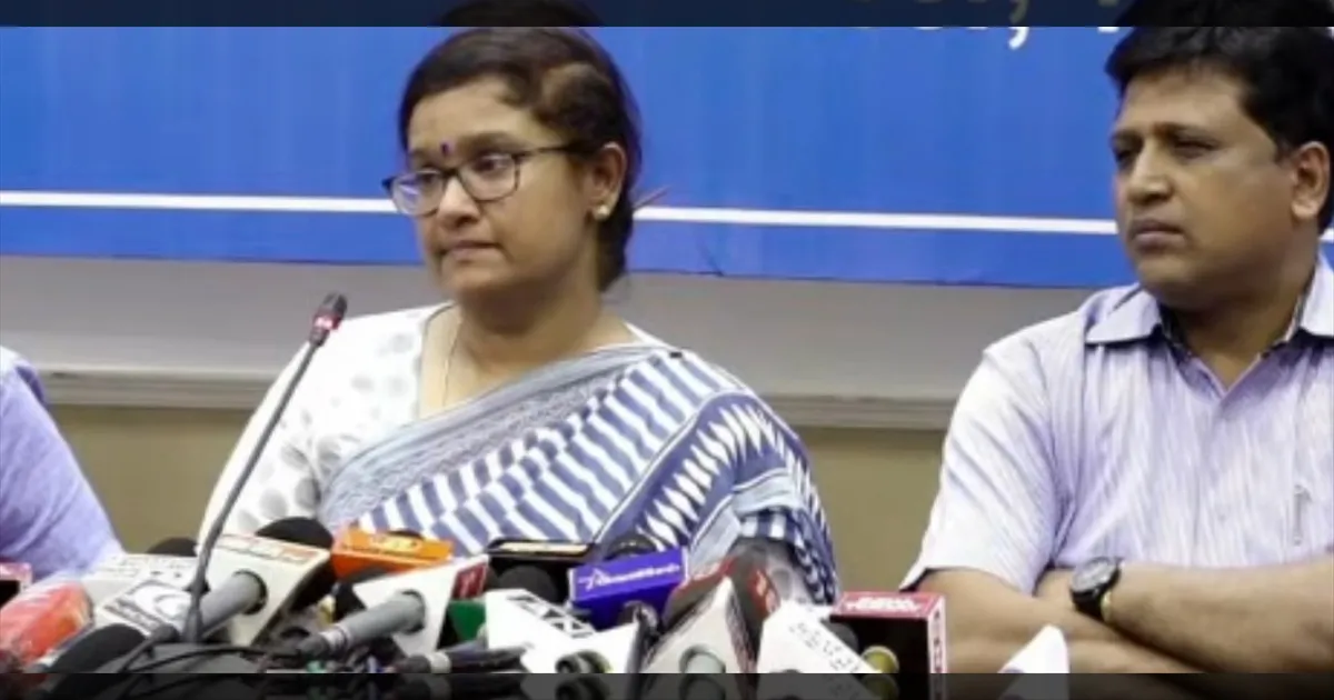 தமிழகத்தில் 5.67 கோடி வாக்காளர்கள்... இறுதி வாக்காளர் பட்டியலை வெளியிட்ட தேர்தல் ஆணையம்..!!