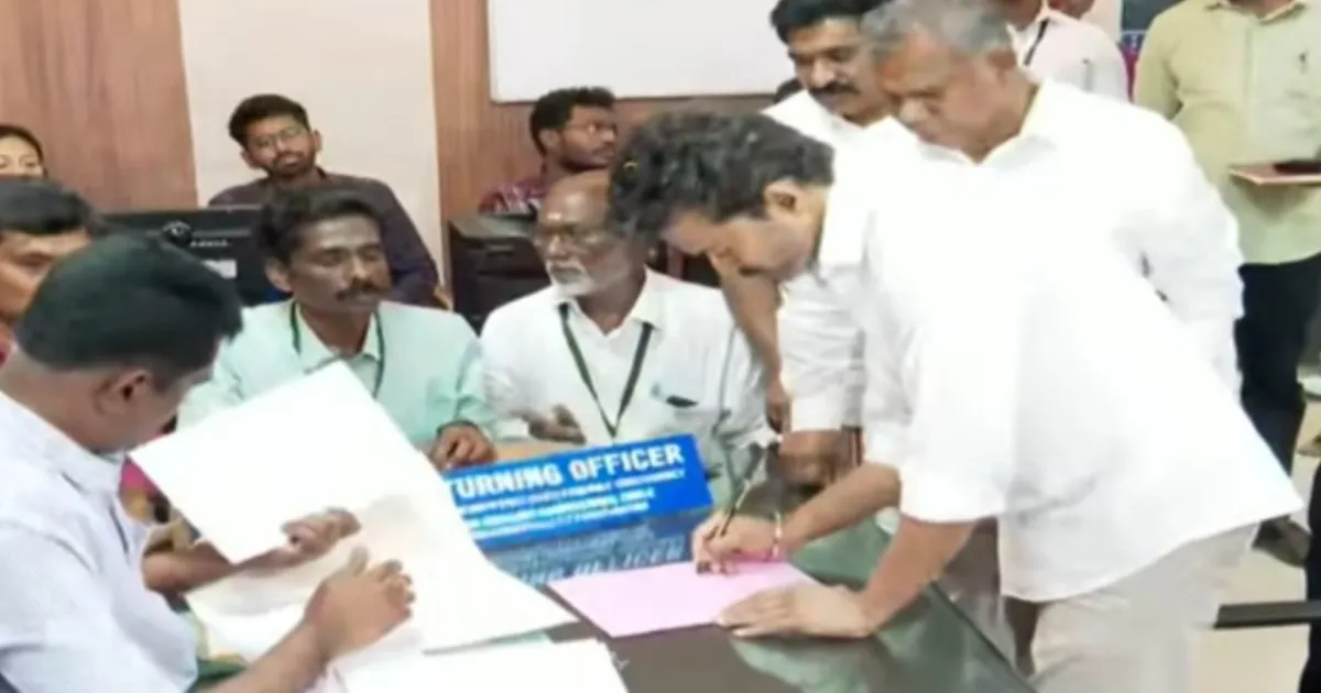 #BREAKING:  விசில் பறக்குது..! திருச்சி கிழக்கு தொகுதியில் விஜய் வேட்பு மனுத் தாக்கல்..!!