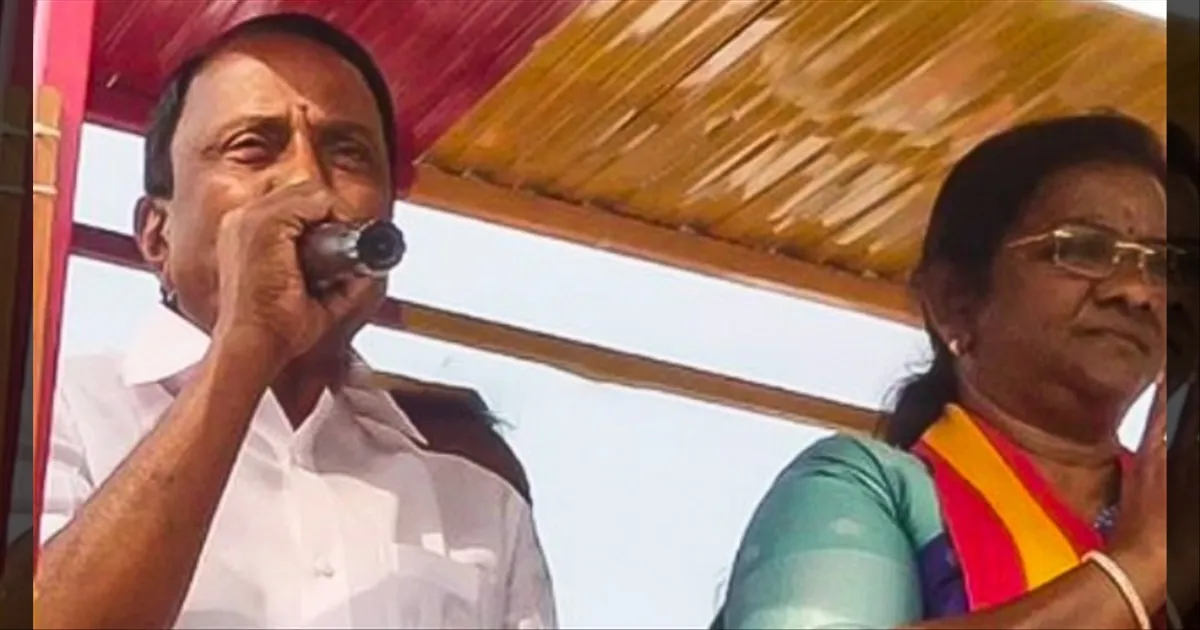 பழக்க தோஷம்ப்பா... வாய் தவறி இரட்டை இலைக்கு வாக்கு கேட்ட செங்கோட்டையன்..!