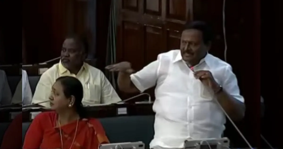தமிழ்நாட்டையே காப்பாற்றும் விஜய் என்னை காப்பாற்ற மாட்டாரா..? தவெக அரசுக்கு MLA காமராஜ் ஆதரவு..!