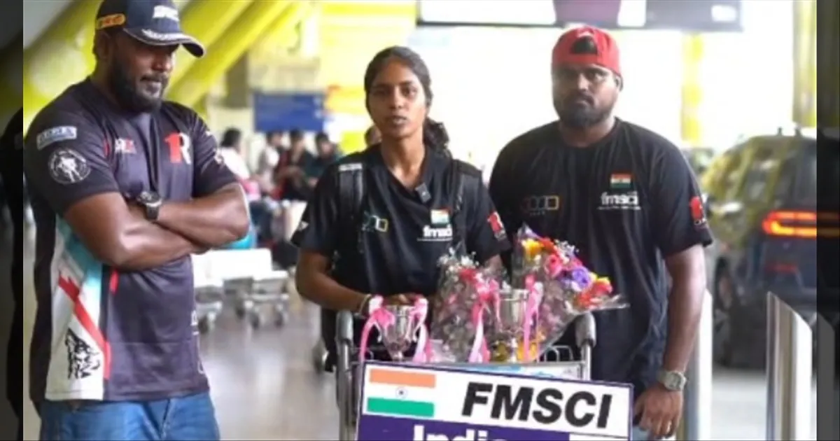 பைக் ரேசிங்கில் தூள் கிளப்பும் சென்னை வீராங்கனை..! ஆசிய டிராக்கில் இந்தியாவுக்கு பெருமை... இறங்கி அடித்து சாதனை..!!