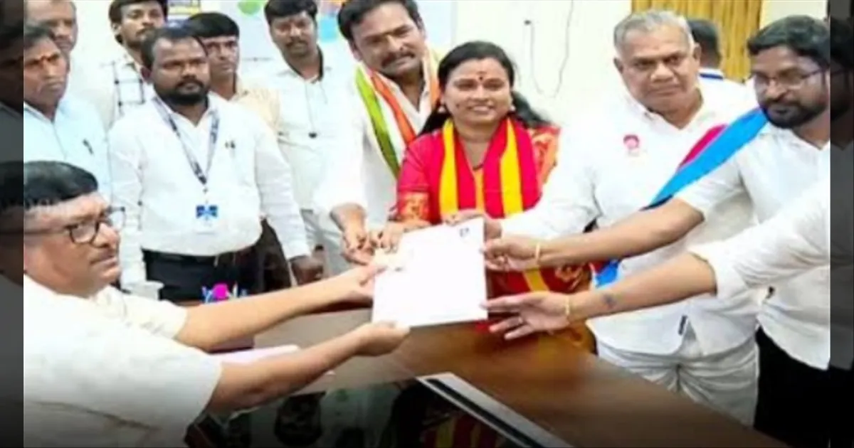 அதெப்படி குறையும்..?மரகதம் குமரவேல் வருமான வரி கணக்கு..! அதிமுக கேள்வி..!