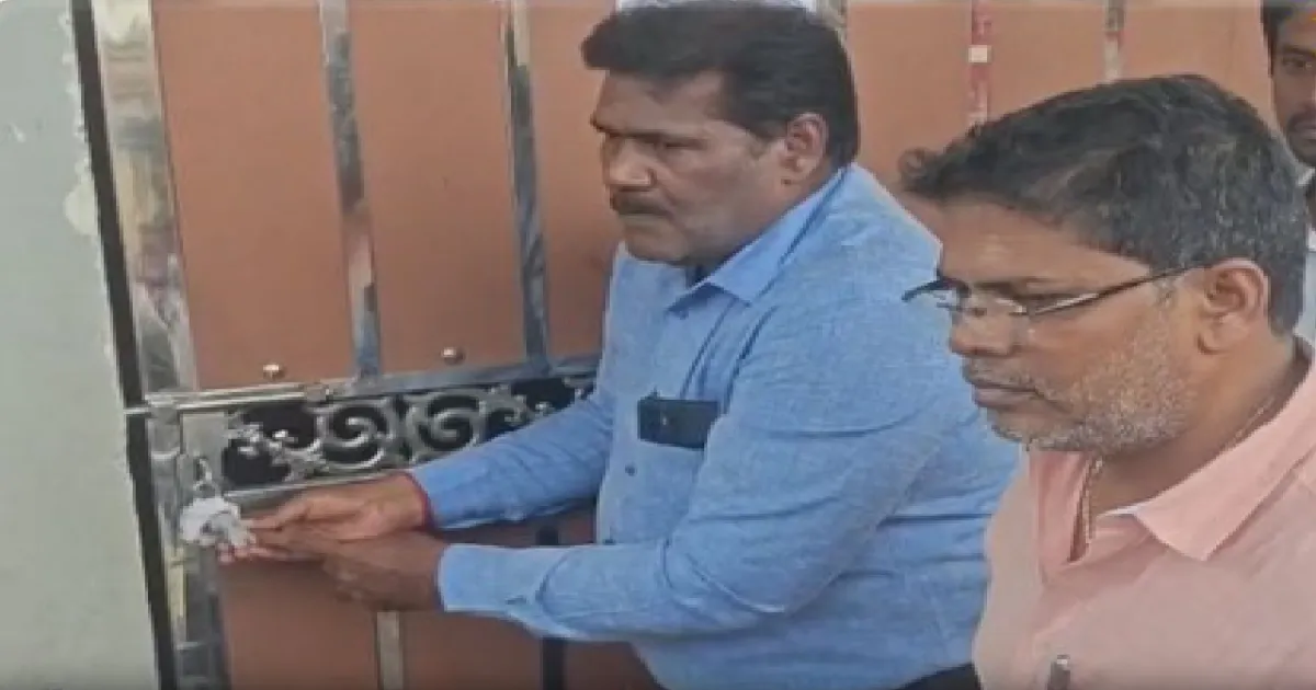 18 பேர் உயிரிழந்த கொடூரம்! பெரியபாளையம் இறால் பதப்படுத்தும் ஆலைக்கு சீல் வைப்பு!