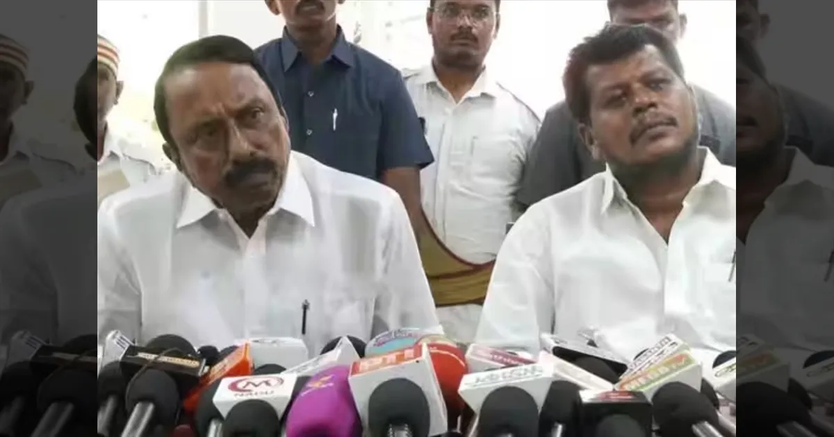 இத திமுக ஆட்சியில கேப்பீங்களா? காலி பண்ணிருப்பாங்க!  பிரஸ்மீட்டில் டென்ஷனான செங்கோட்டையன்!!