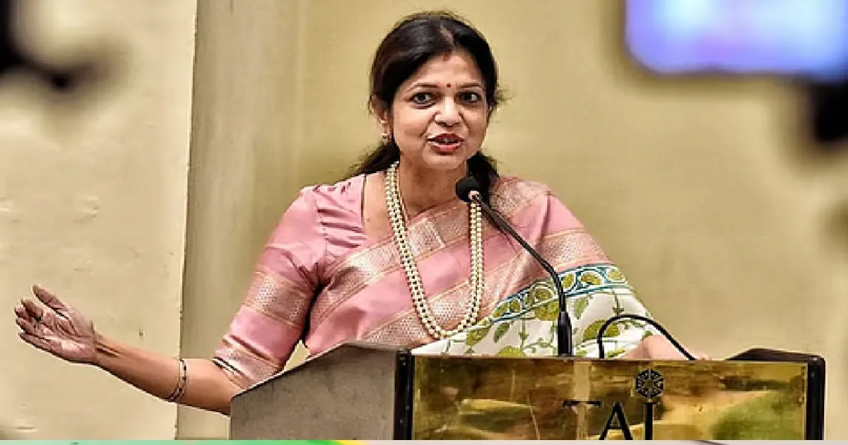 டெல்லியில் கூட்டாக குரல் எழுப்புவோம்! மேகதாது அணைக்கு எதிராக களம் புகுந்த சவுமியா அன்புமணி!