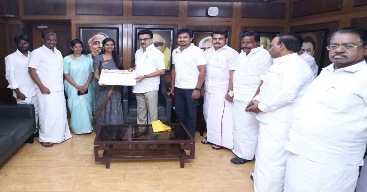 திமுகவில் இணைந்தார் ஸ்ரீநிதி! கோவையில் தங்களை மேலும் பலப்படுத்தும் திமுகவின் மாஸ் மூவ்!