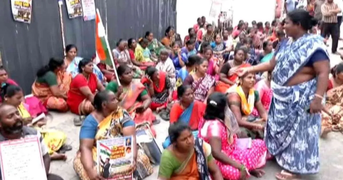 இதுக்கு ஒரு முடிவே இல்லையா?... 10 நாட்களுக்கும் மேலாக நீடிக்கும் தூய்மை பணியாளர்கள் போராட்டம்... செவி சாய்ப்பாரா சி.எம். விஜய்?