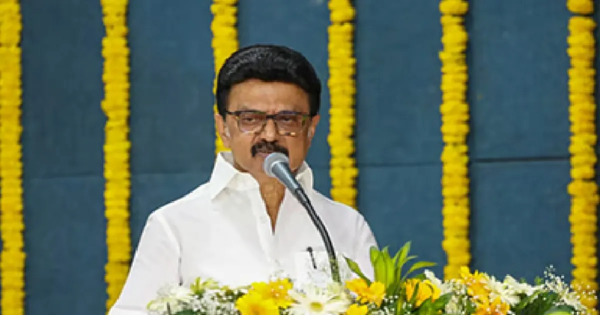 பிரதமர் வீடு வசதி திட்டம்; மாப்பிள்ளை அவருதான் ஆனா சட்டை என்னோடது... பங்கமாக கலாய்த்த ஸ்டாலின்!!