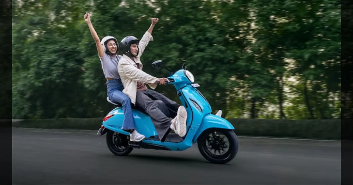 Bajaj Chetak 3001 Electric Scooter Launch Under ரூ.1 Lakh Price, 100 Km Range