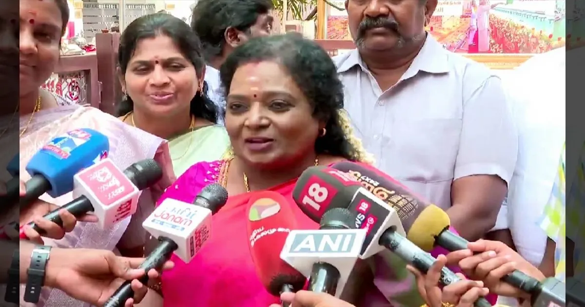 “திமுக-காங்கிரஸ் ஒருவரை ஒருவர் முடித்துக் கொள்வார்கள்!” தமிழிசை சௌந்தரராஜன் ஆருடம்!