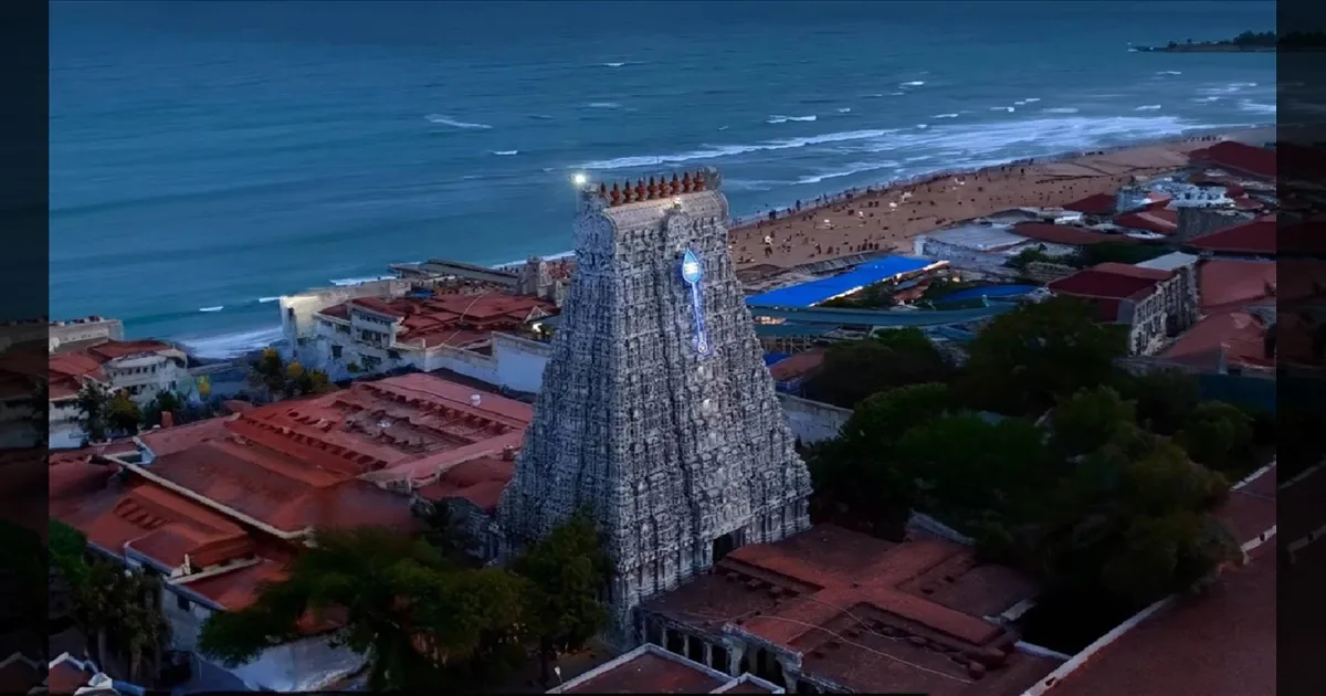 மார்கழி குளிரில் முருகன் தரிசனம்! - திருச்செந்தூர் கோயிலில் முன்கூட்டியே நடை திறப்பு! பக்தர்கள் மகிழ்ச்சி!