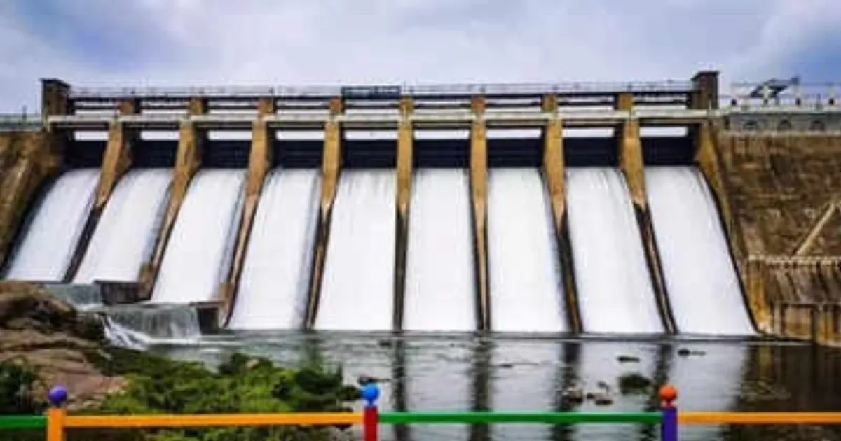 திடீரென தலைகீழாக மாறிய நிலவரம்... இந்த மாவட்ட மக்களுக்கு வெளியானது பகிரங்க எச்சரிக்கை...! 