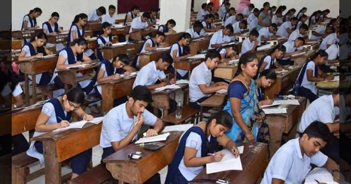 பிளஸ் 2 பொதுத்தேர்வு தொடக்கம்... முதல் நாளிலேயே 10,000 மாணவர்கள் ஆப்சென்ட்!