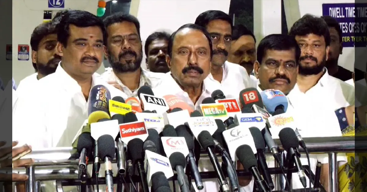 13 பேர் சாவுக்கு பதில் சொல்லுங்கள்! EPS-ஐ வறுத்தெடுத்த தவெக செங்கோட்டையன்!