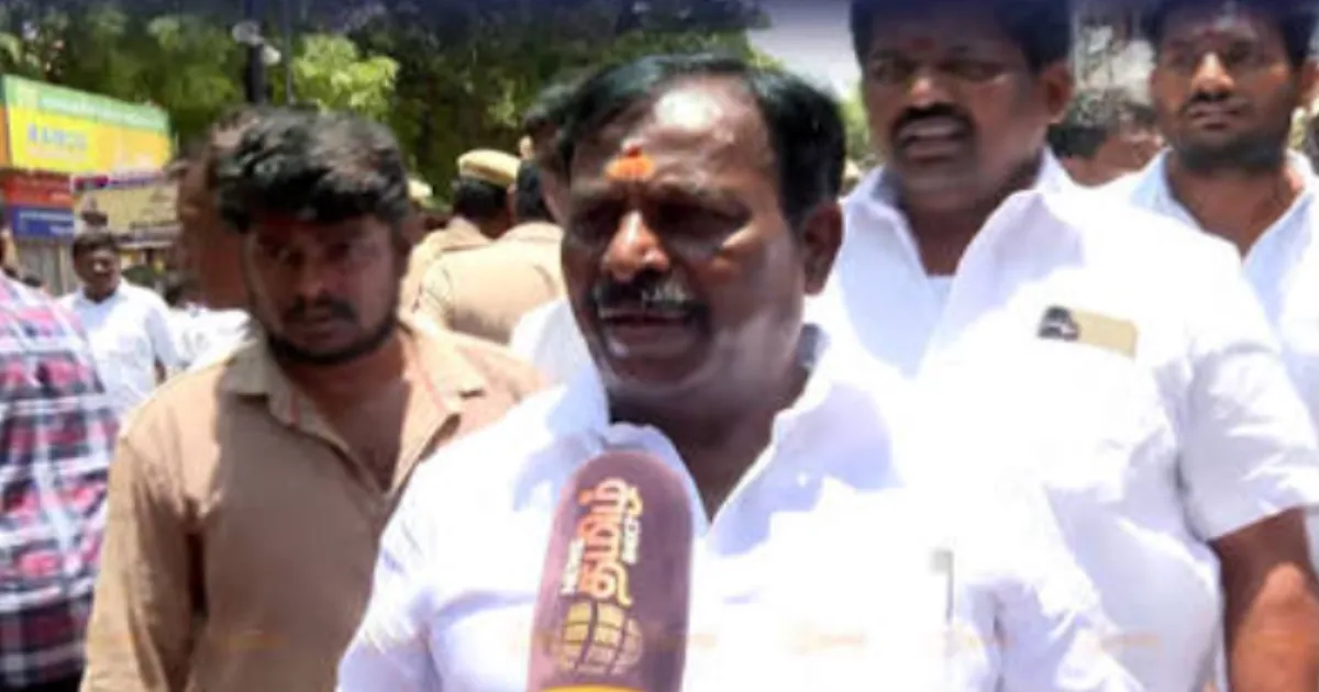 காலை உணவு விரிவாக்க திட்டத்தில் குளறுபடி... 4 பல்பு, 1 பேன் ரூ.33 ஆயிரமா?... தவெக எம்.எல்.ஏ. பேரதிர்ச்சி...!