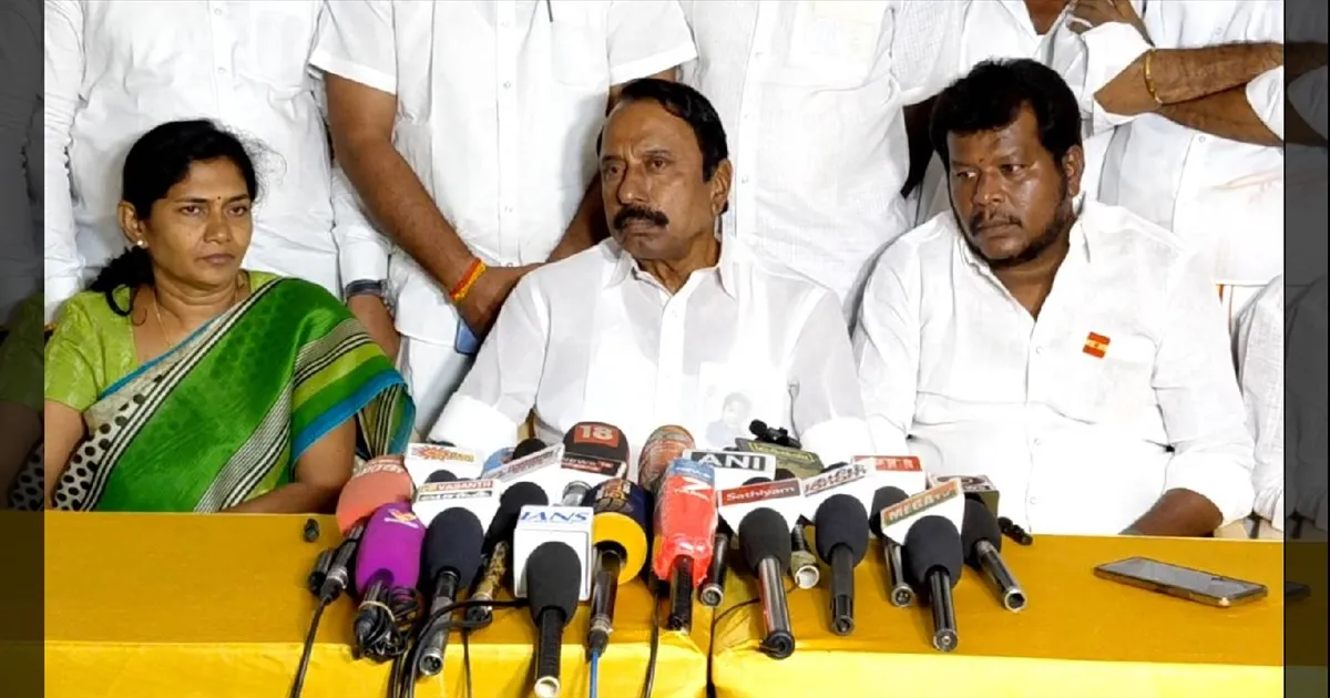 அண்ணாமலைக்கு பதில் சொல்ல டைம் இல்ல… ஈரோட்டில் தவெக ஏற்பாடுகள் பிரம்மாண்டம்! – செங்கோட்டையன்