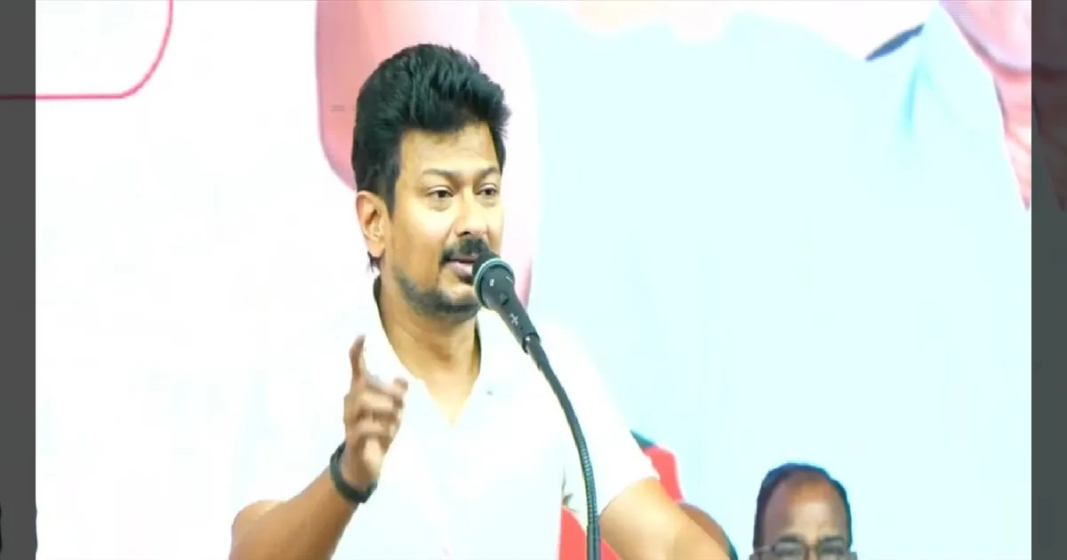 அமித் ஷா பெயரை வைக்க சொன்னாலும் எடப்பாடி வைப்பார் - உதயநிதி ஸ்டாலின் கடும் தாக்கு!