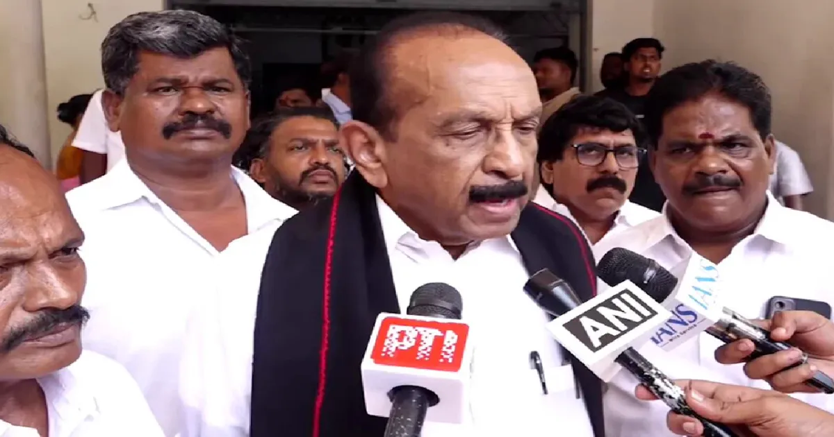 விஜய் அரசு அடுத்த தேர்தலிலும் வெல்லும்! மதுரை விமான நிலையத்தில் வைகோ பேட்டி!
