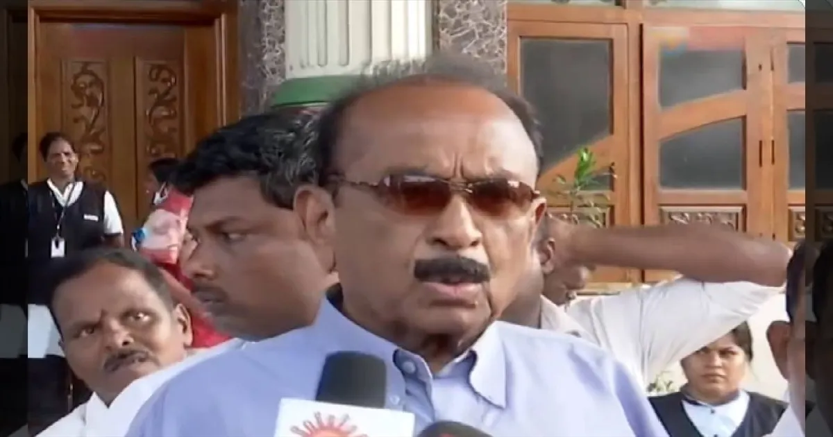 மீண்டு வர வேண்டும் நல்லகண்ணு ஐயா! மருத்துவமனையில் வைகோ நேரில் நலம் விசாரிப்பு!