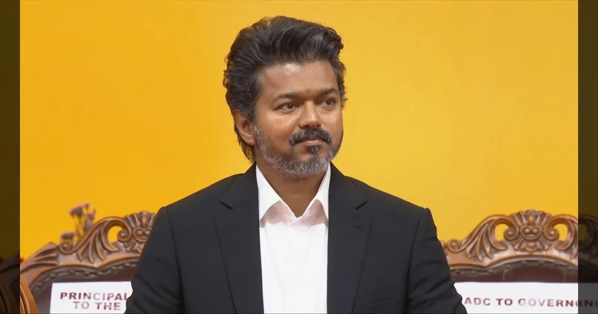 மத வழிபாட்டு தலங்கள், பள்ளிகள் அருகே உள்ள 500 டாஸ்மாக் கடைகளை மூட முதல்வர் விஜய் திட்டம்?