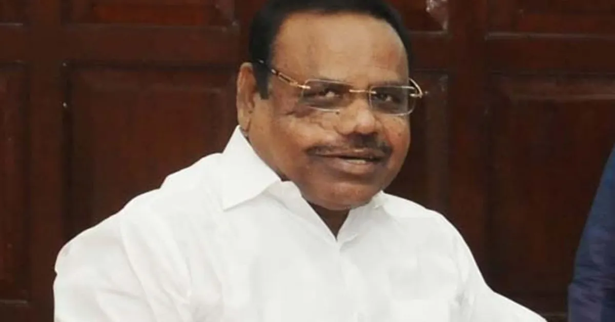 விடிந்ததுமே அதிர்ச்சி... முன்னாள் சபாநாயகர் தனபால் திடீரென மருத்துவமனையில் அனுமதி..! 