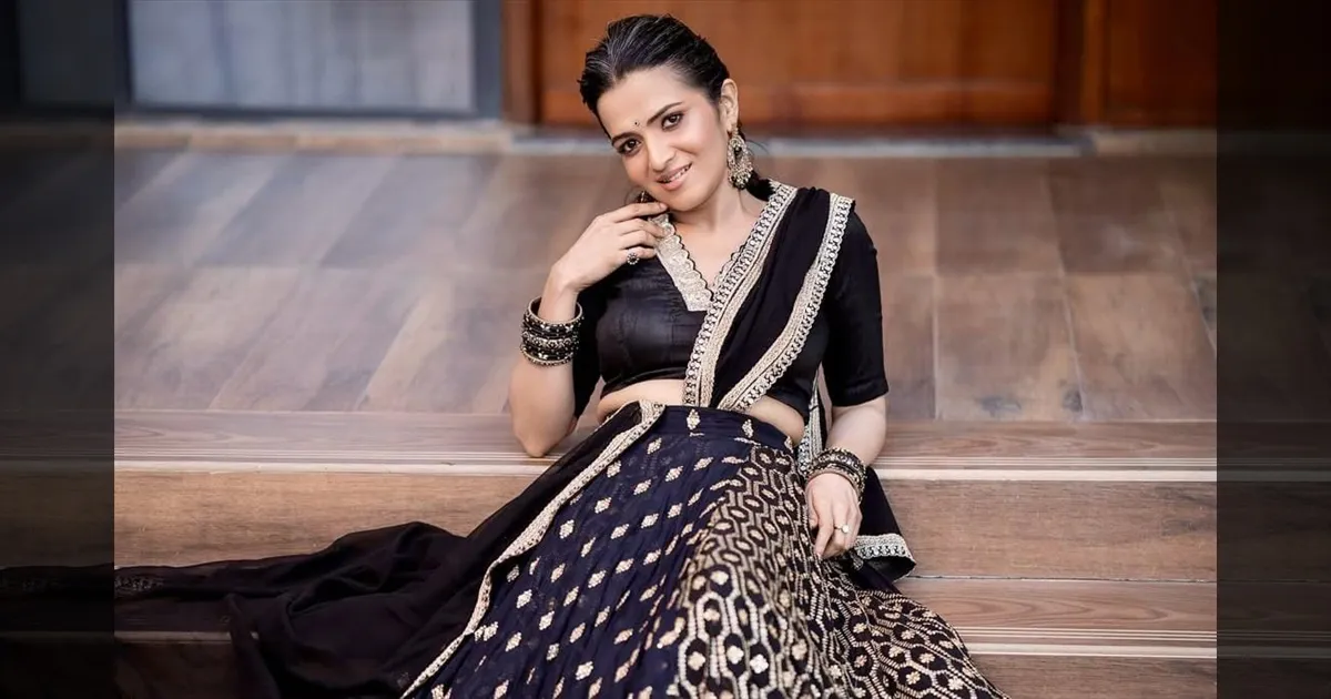 cinema-dd-dhivyadharshini-latest-photoshoot-tamilcinema