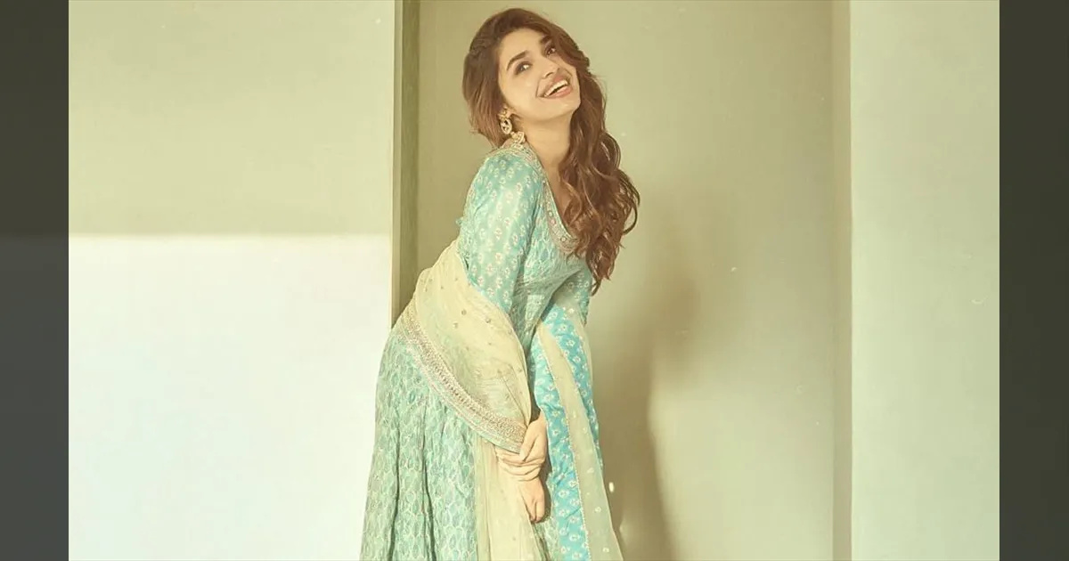 cinema-krithi-shetty-stunning-latest-photos-tamilcinema