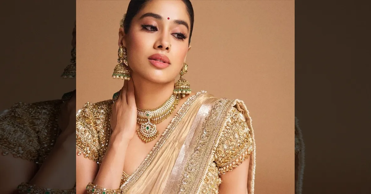 cinema-janhvi-kapoor-saree-photoshoot-tamilcinema